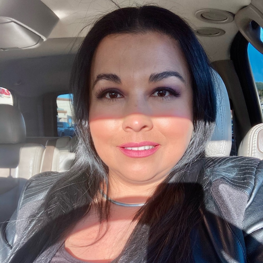 Meet your Posher, Karina